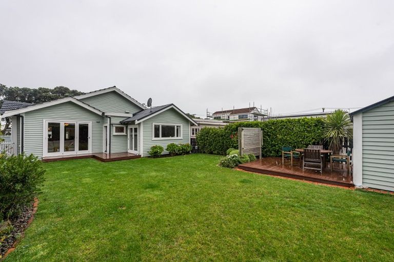 Photo of property in 52 Dundas Street, Seatoun, Wellington, 6022