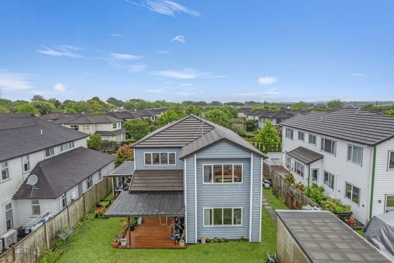 Photo of property in 33 Pickaberry Avenue, Karaka, Papakura, 2113