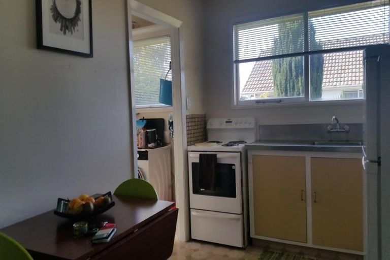 Photo of property in 4 Lomax Place, Islington, Christchurch, 8042