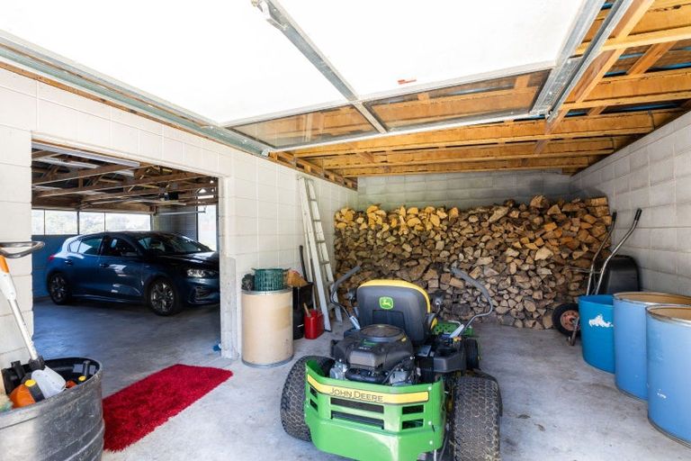 Photo of property in 1298 Egmont Road, Egmont Village, Inglewood, 4386