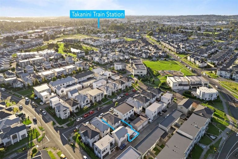 Photo of property in 37 Treestump Road, Takanini, 2112