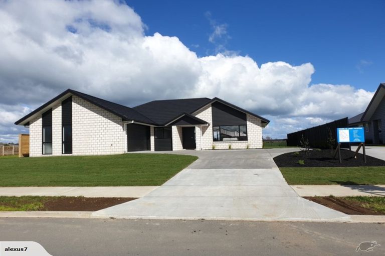 Photo of property in 46 Norfolk Drive, Cambridge, 3434