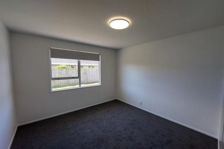 Photo of property in 5b Purakanui Place, Northwood, Christchurch, 8051
