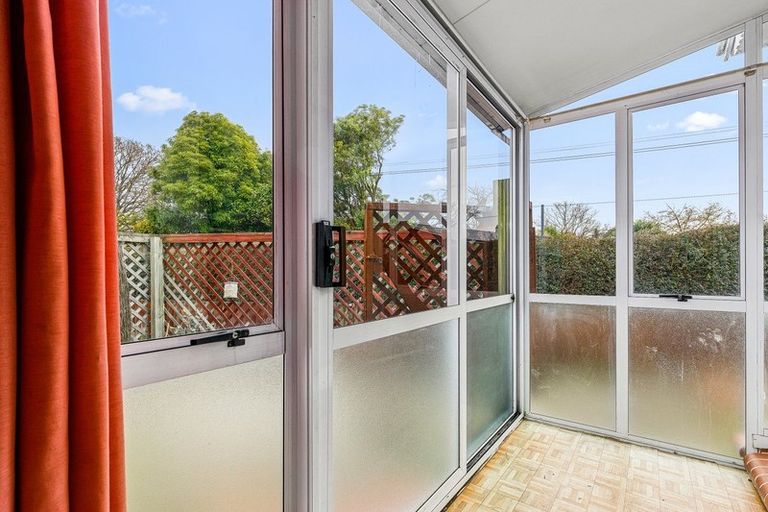 Photo of property in 4/108 Cranford Street, St Albans, Christchurch, 8014