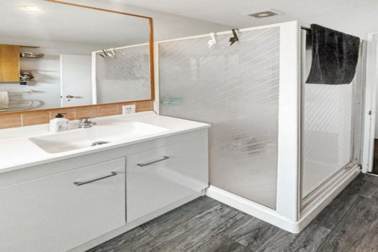 Photo of property in 98 Woodham Road, Linwood, Christchurch, 8062