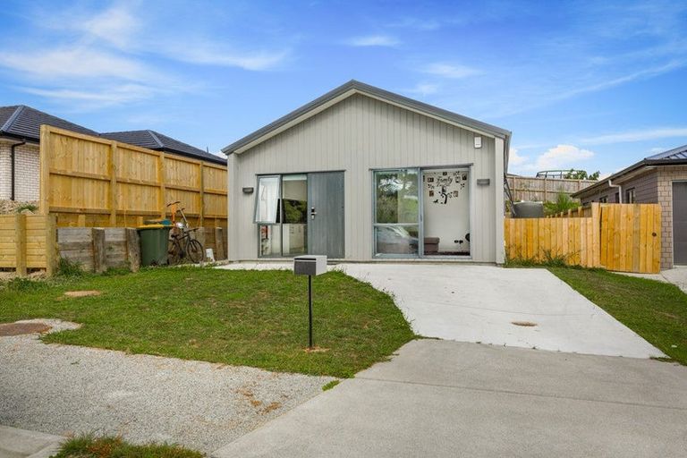 Photo of property in 20 Rongomai Street, Helensville, 0800
