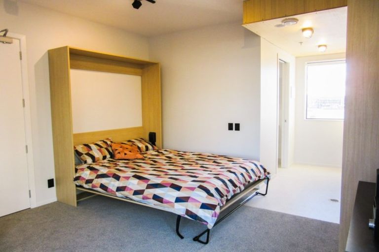 Photo of property in Vedado Apartments, 304/41u Hopper Street, Mount Cook, Wellington, 6011