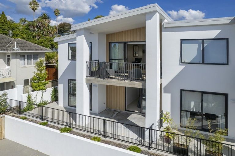 Photo of property in 11 Memorial Way, Tauranga, 3110
