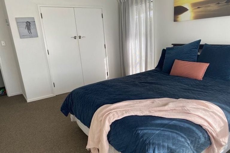 Photo of property in 14 Upham Street, Havelock North, 4130