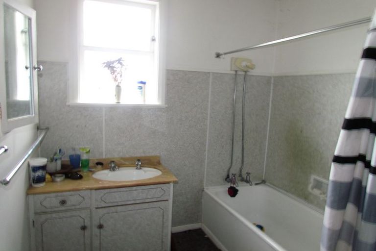 Photo of property in 21 Coddington Crescent, Masterton, 5810