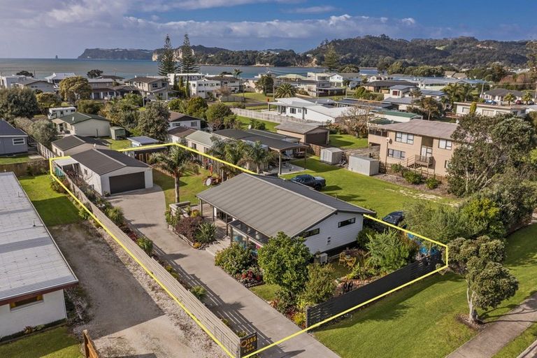 Photo of property in 165 Cook Drive, Whitianga, 3510