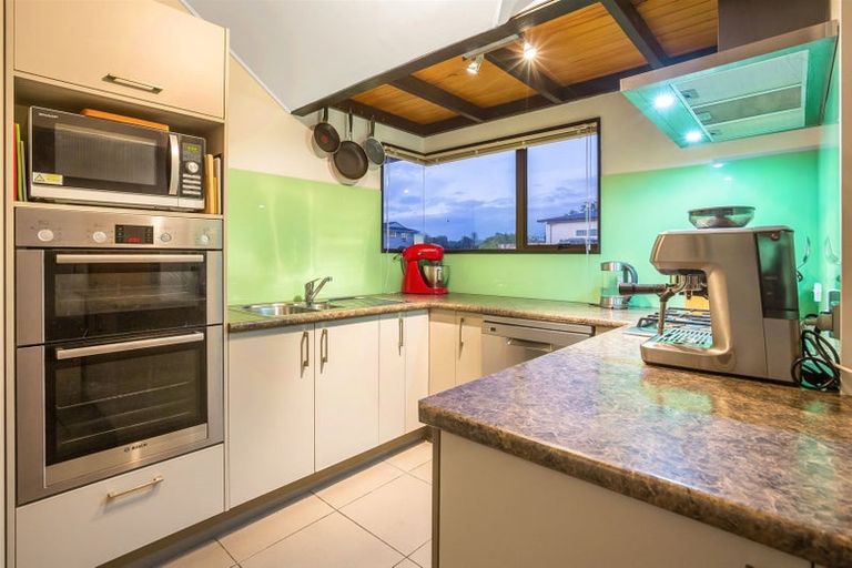 Photo of property in 5 The Haven, Whitby, Porirua, 5024