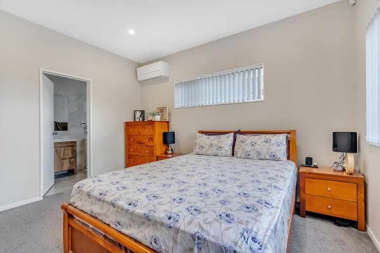 Photo of property in 5 Sapwood Crescent, Takanini, 2110
