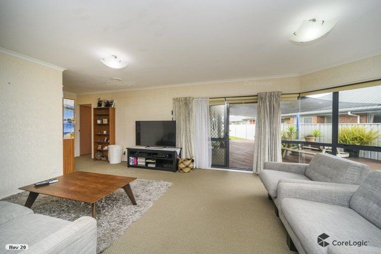 Photo of property in 5 Lancewood Lane, Roslyn, Palmerston North, 4414
