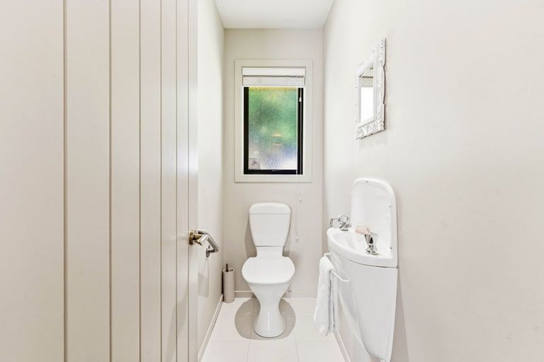 Photo of property in 2 Ronay Street, Bradford, Dunedin, 9011