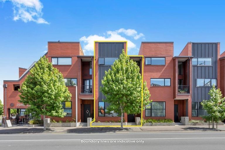 Photo of property in 76 Hobsonville Point Road, Hobsonville, Auckland, 0616