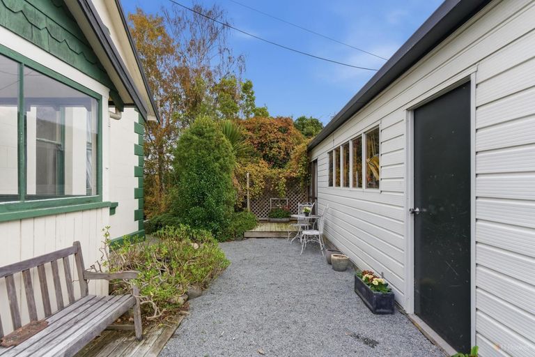Photo of property in 15 Jollie Street, Geraldine, 7930