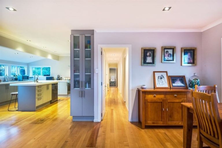 Photo of property in 11 Mayall Avenue, Beach Haven, Auckland, 0626