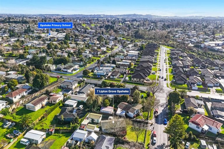 Photo of property in 7 Lipton Grove, Opaheke, Papakura, 2113