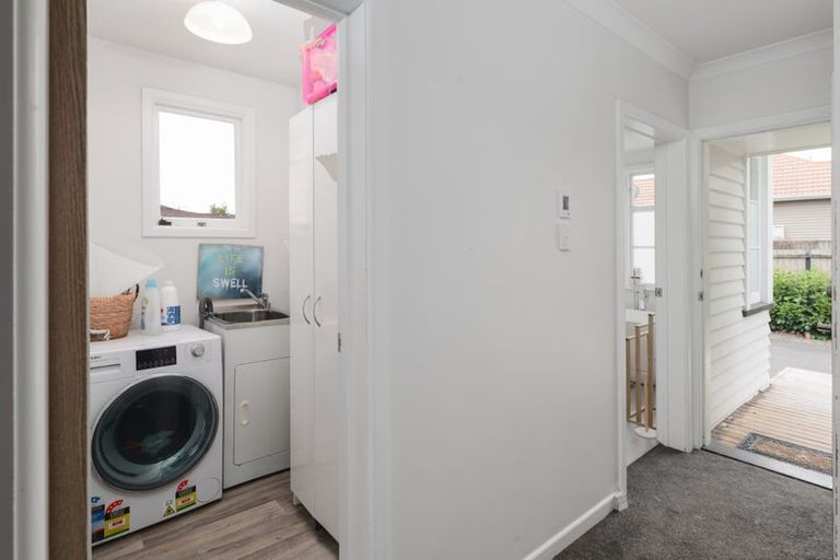 Photo of property in 37 Hawford Road, Opawa, Christchurch, 8023