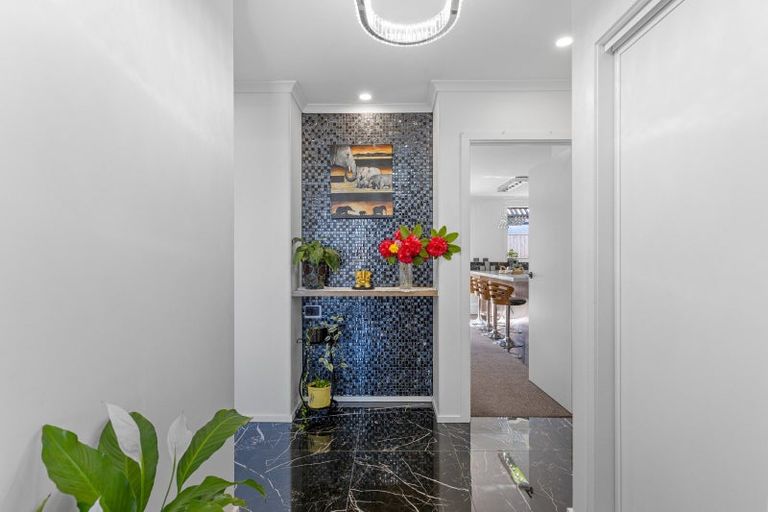 Photo of property in 21 Blue Jacket Drive, Halswell, Christchurch, 8025