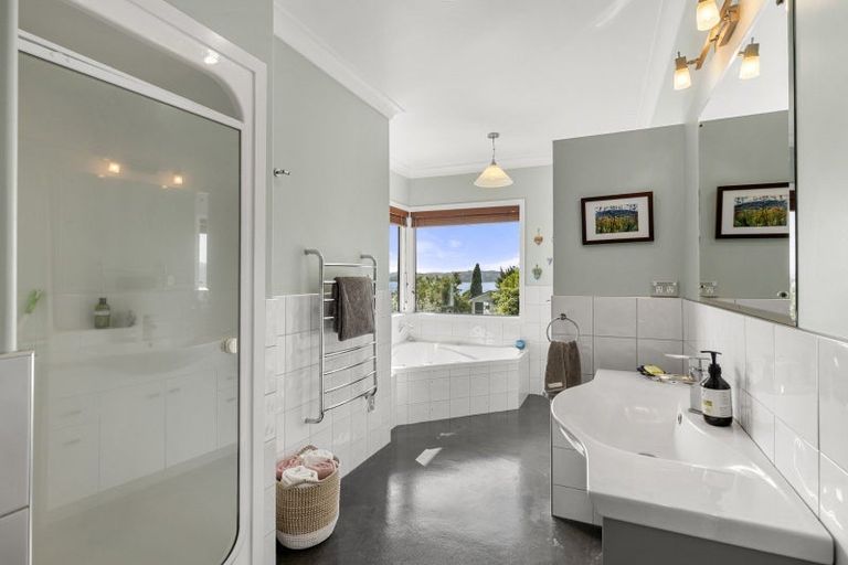 Photo of property in 106p Greenslade Road, Raglan, 3295
