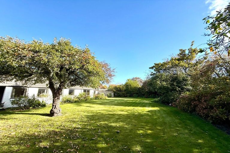 Photo of property in 23 Helmores Lane, Merivale, Christchurch, 8014