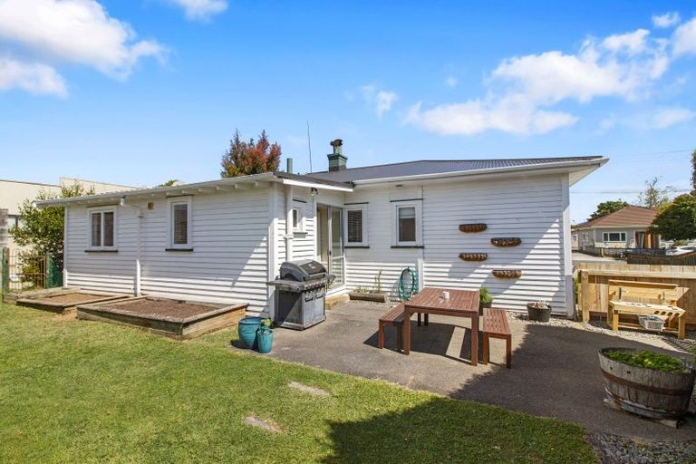 Photo of property in 70 Leith Street, Te Awamutu, 3800