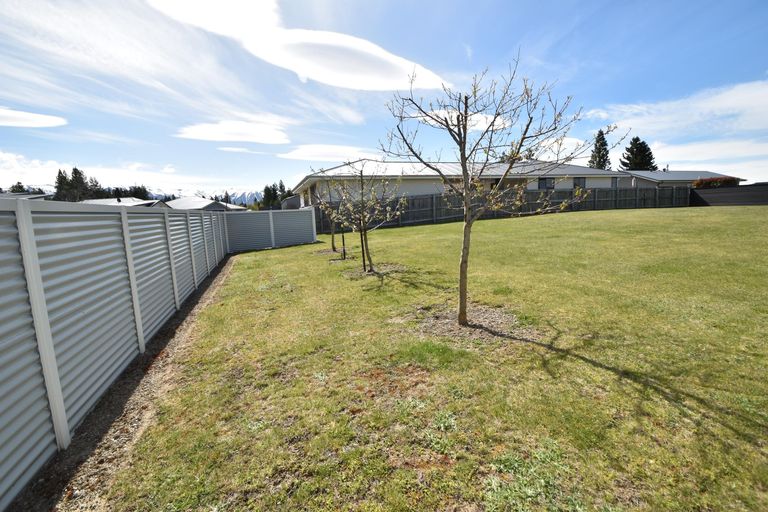 Photo of property in 29 Rhoboro Road, Twizel, 7901