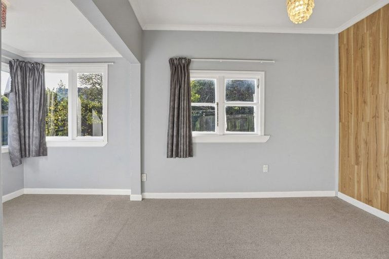 Photo of property in 7 Dickson Street, Macandrew Bay, Dunedin, 9014