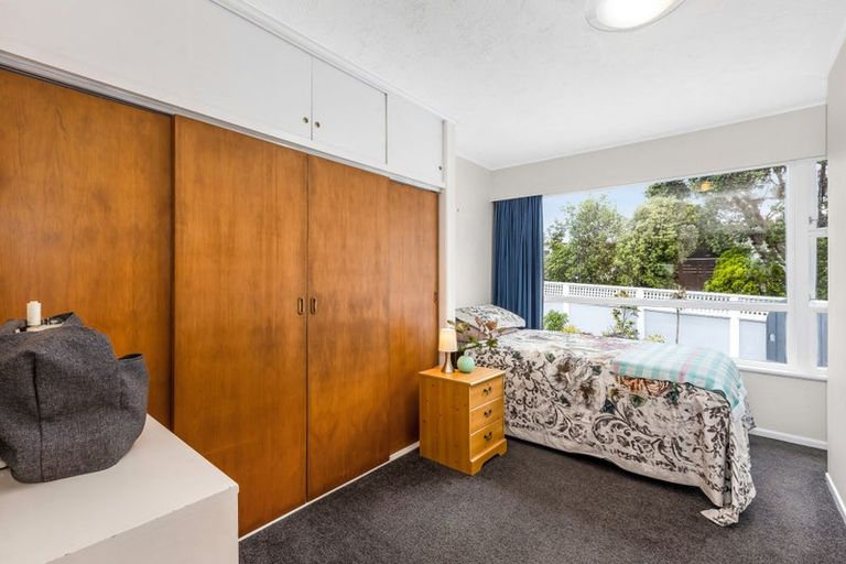 Photo of property in 11 Caribou Place, Kingston, Wellington, 6021