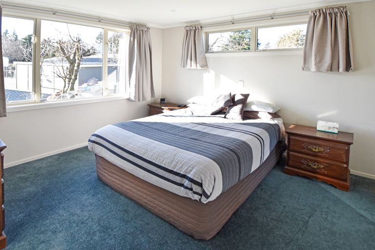 Photo of property in 45 Jollie Road, Twizel, 7901