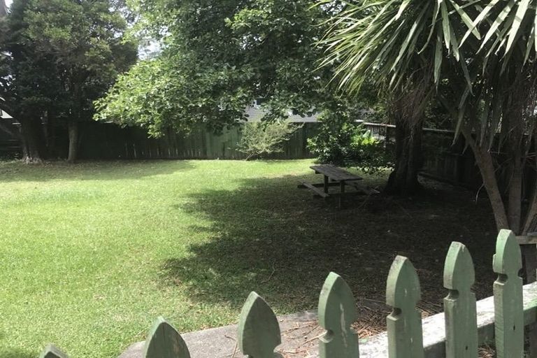 Photo of property in 157 Don Buck Road, Massey, Auckland, 0614