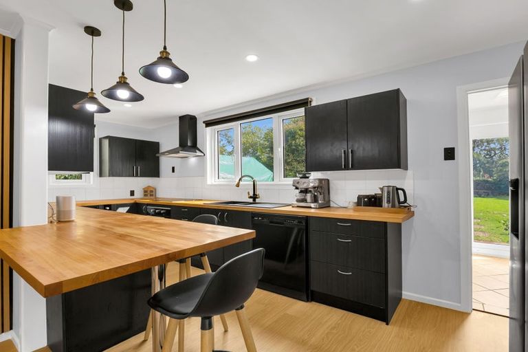 Photo of property in 3 Cane Road, Waimauku, 0812
