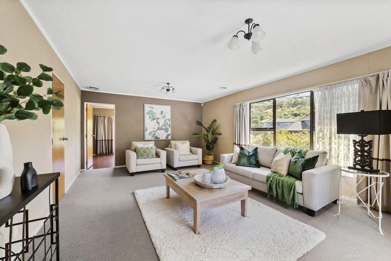 Photo of property in 76 Cortina Avenue, Johnsonville, Wellington, 6037