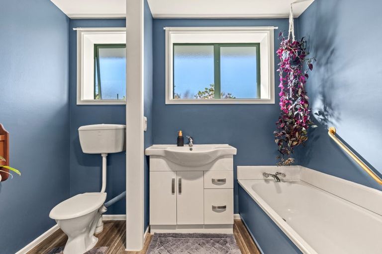 Photo of property in 48 Orrick Crescent, Avondale, Christchurch, 8061