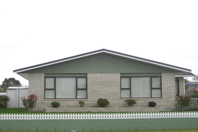 Photo of property in 2/34 Waimea Street, Westown, New Plymouth, 4310