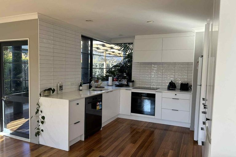 Photo of property in 14 Scott Place, Havelock North, 4130