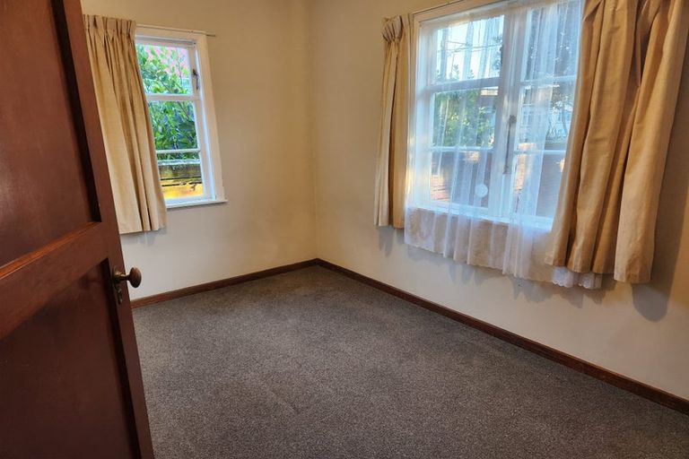 Photo of property in 4 Durham Crescent, Fairfield, Lower Hutt, 5011