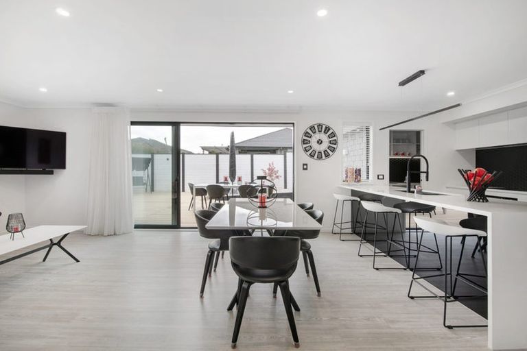 Photo of property in 23 Urumaraki Avenue, Helensville, 0800