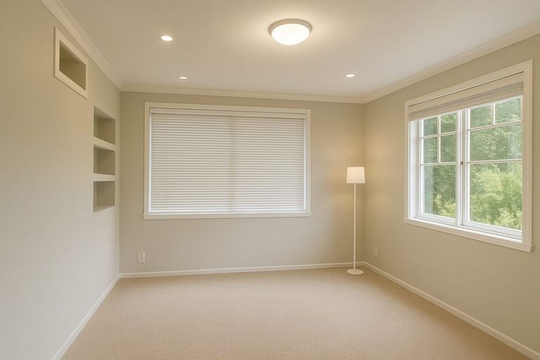 Photo of property in 2/42 Island Road, Beach Haven, Auckland, 0626