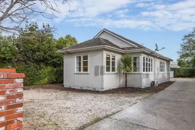 Photo of property in 13 Denvir Street, Strowan, Christchurch, 8052