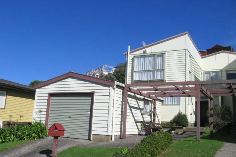 Photo of property in 51f2 Rajkot Terrace, Broadmeadows, Wellington, 6035