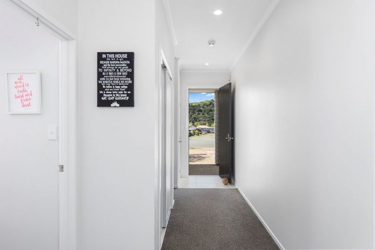 Photo of property in 26 Landing Drive, Pyes Pa, Tauranga, 3112