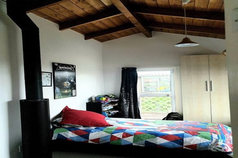Photo of property in 6 Da Vinci Place, West Harbour, Auckland, 0618