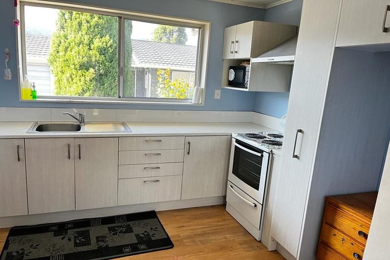 Photo of property in 52 Kapiti Road, Paraparaumu, 5032