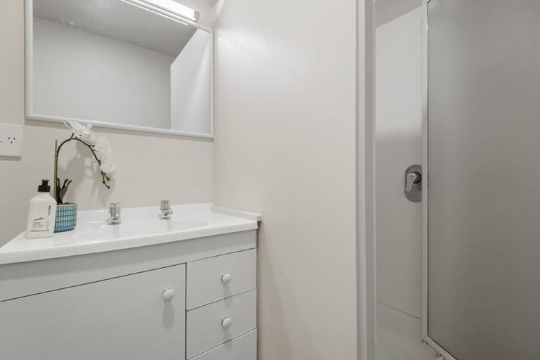 Photo of property in 7 Sample Road, Albany, Auckland, 0632