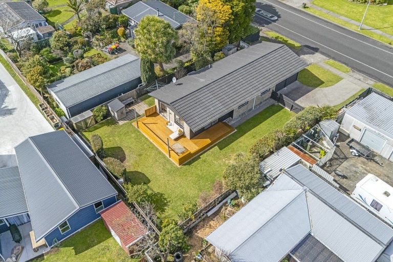 Photo of property in 5 Dillon Drive, Bell Block, New Plymouth, 4312