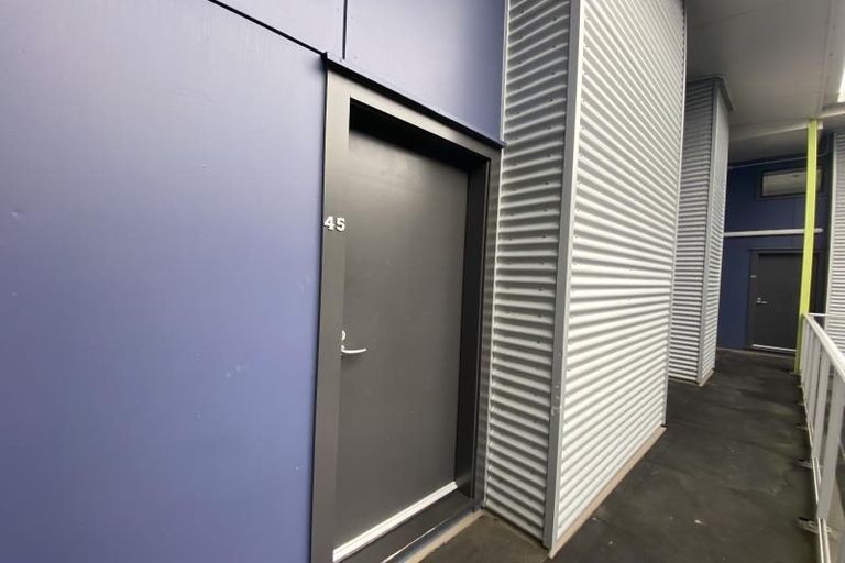 Photo of property in Urbane Apartments, 45/29 Webb Street, Mount Cook, Wellington, 6011