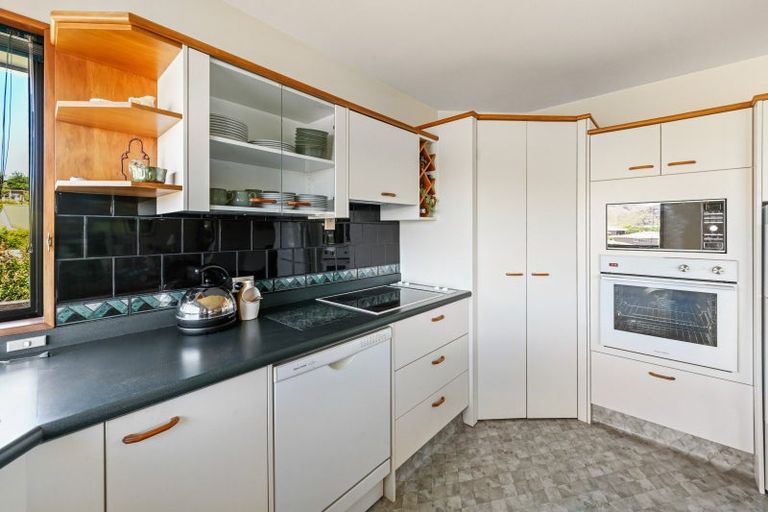 Photo of property in 6 Athenry Road, Bridge Hill, Alexandra, 9320